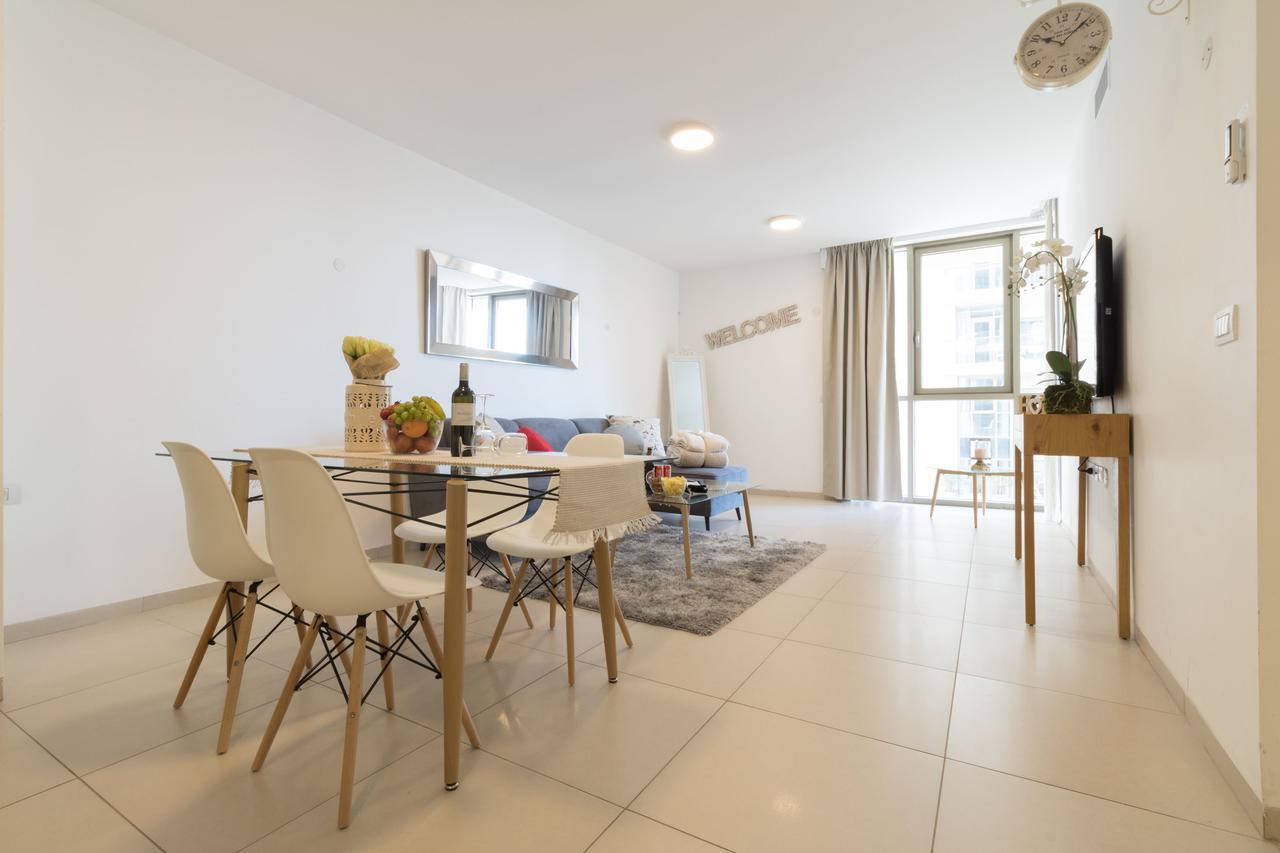Luxury One-Bedroom Apartment/Parking In City Center Jerusalem Eksteriør bilde