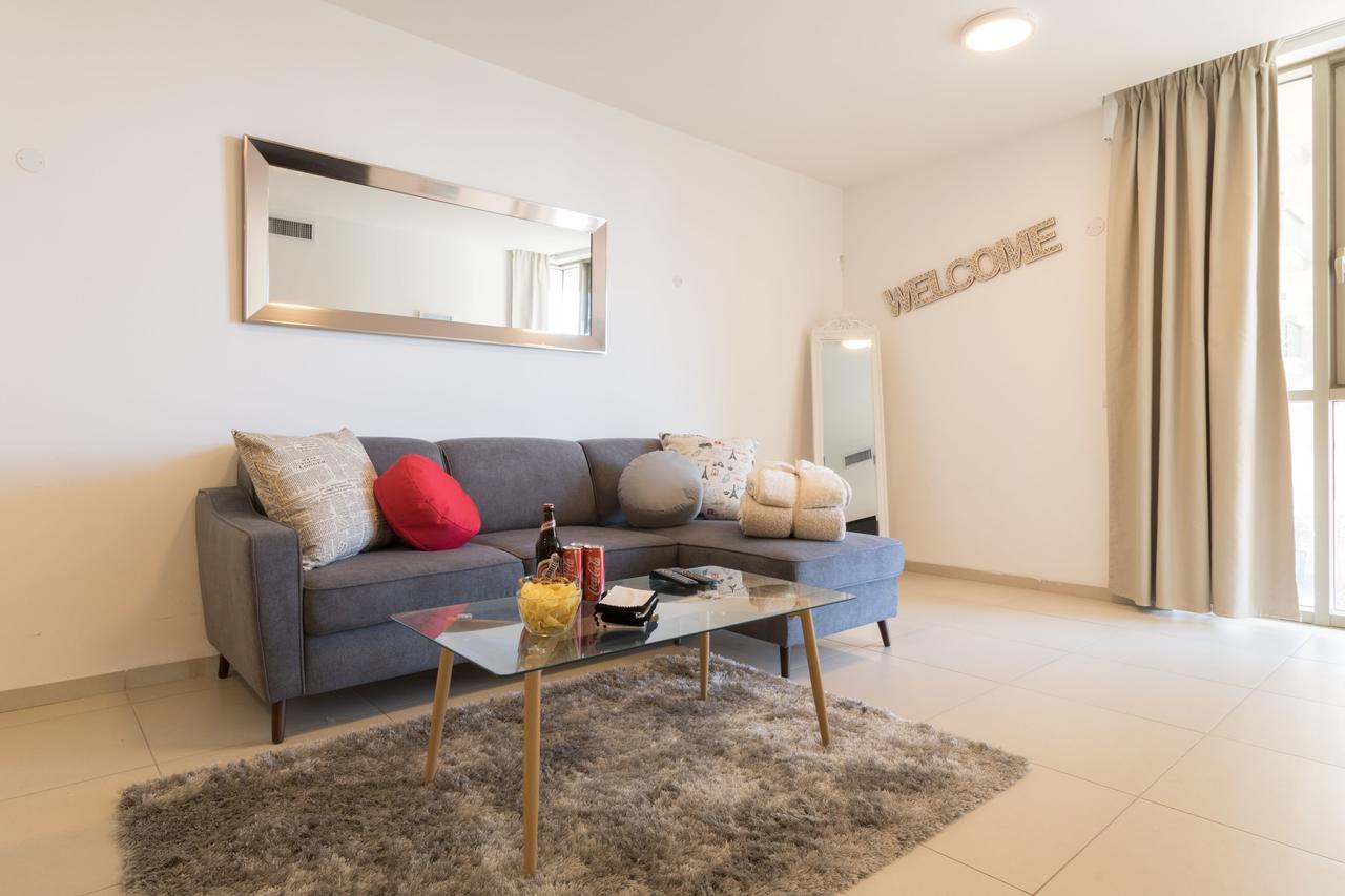 Luxury One-Bedroom Apartment/Parking In City Center Jerusalem Eksteriør bilde