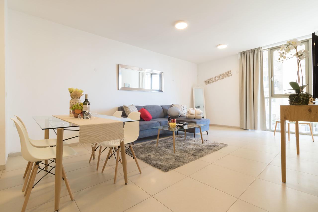 Luxury One-Bedroom Apartment/Parking In City Center Jerusalem Eksteriør bilde