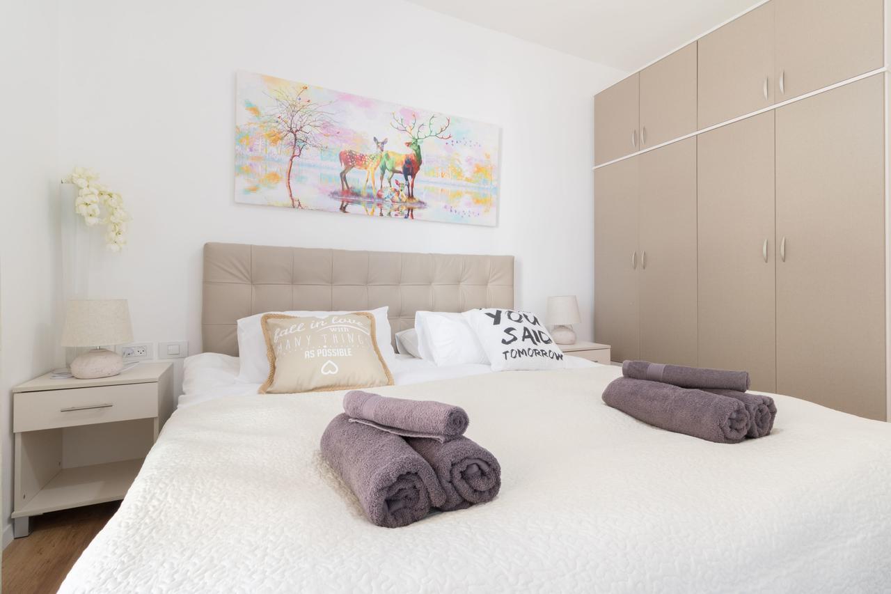 Luxury One-Bedroom Apartment/Parking In City Center Jerusalem Eksteriør bilde