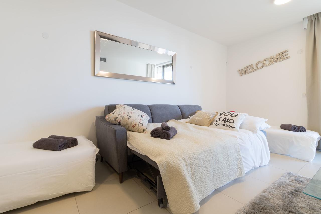 Luxury One-Bedroom Apartment/Parking In City Center Jerusalem Eksteriør bilde