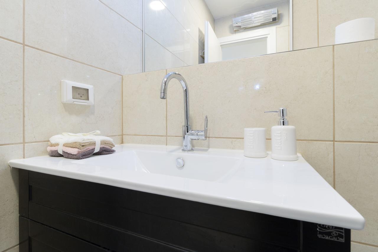 Luxury One-Bedroom Apartment/Parking In City Center Jerusalem Eksteriør bilde