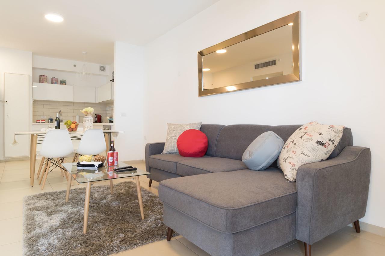 Luxury One-Bedroom Apartment/Parking In City Center Jerusalem Eksteriør bilde