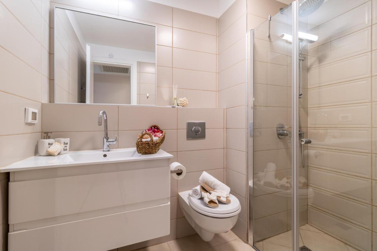 Luxury One-Bedroom Apartment/Parking In City Center Jerusalem Eksteriør bilde