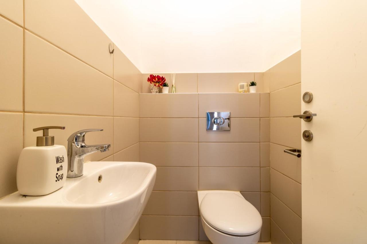 Luxury One-Bedroom Apartment/Parking In City Center Jerusalem Eksteriør bilde