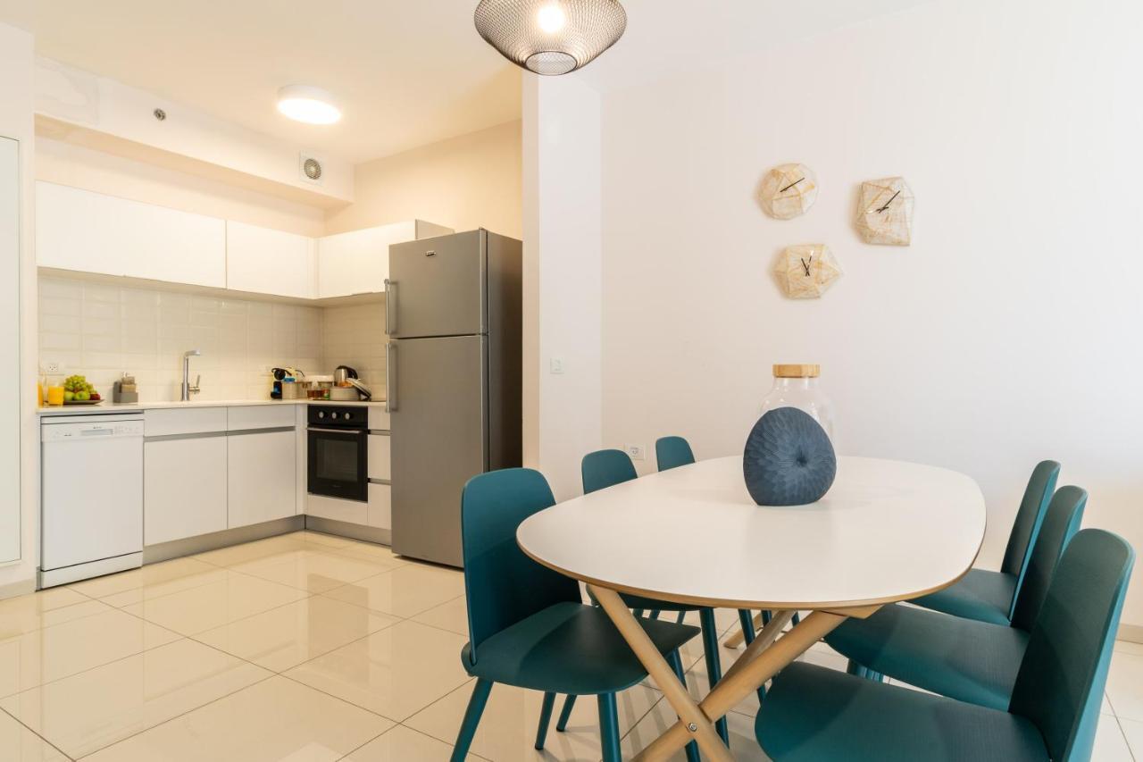 Luxury One-Bedroom Apartment/Parking In City Center Jerusalem Eksteriør bilde