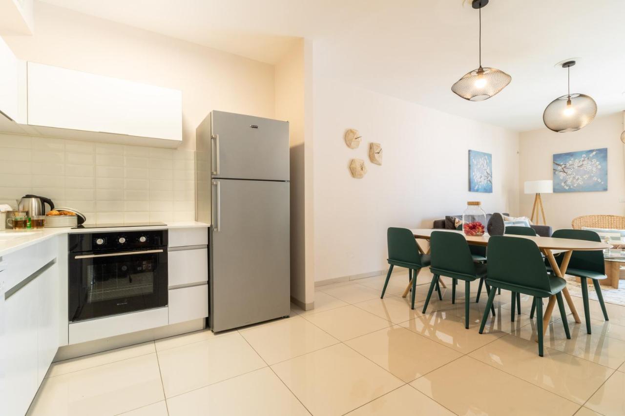 Luxury One-Bedroom Apartment/Parking In City Center Jerusalem Eksteriør bilde